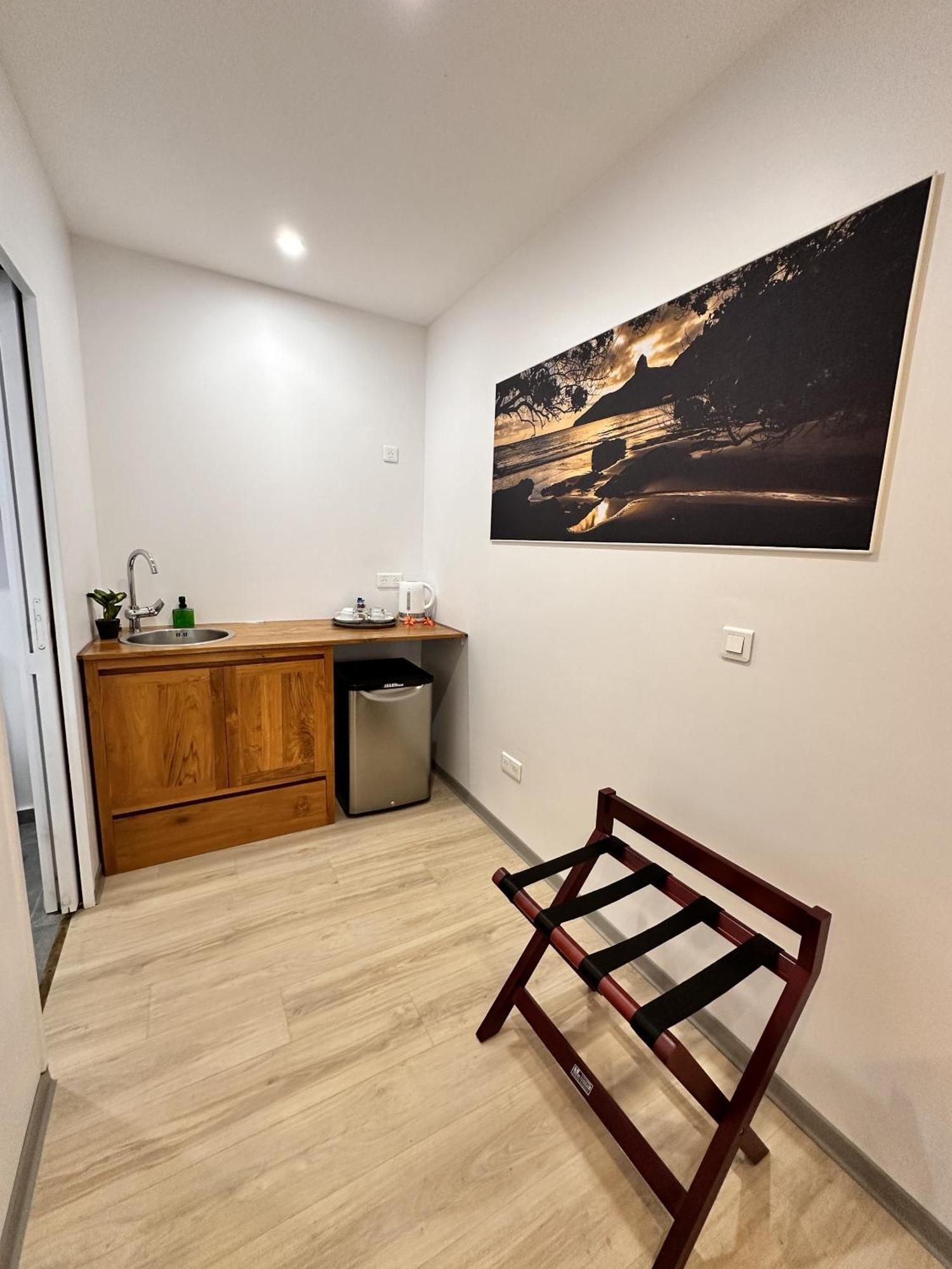 Faaa Ononui Lodge Airport, Ocean-View, Private Bathroom And Balcony, Free Wifi And Parking, On-Site Car Rental מראה חיצוני תמונה
