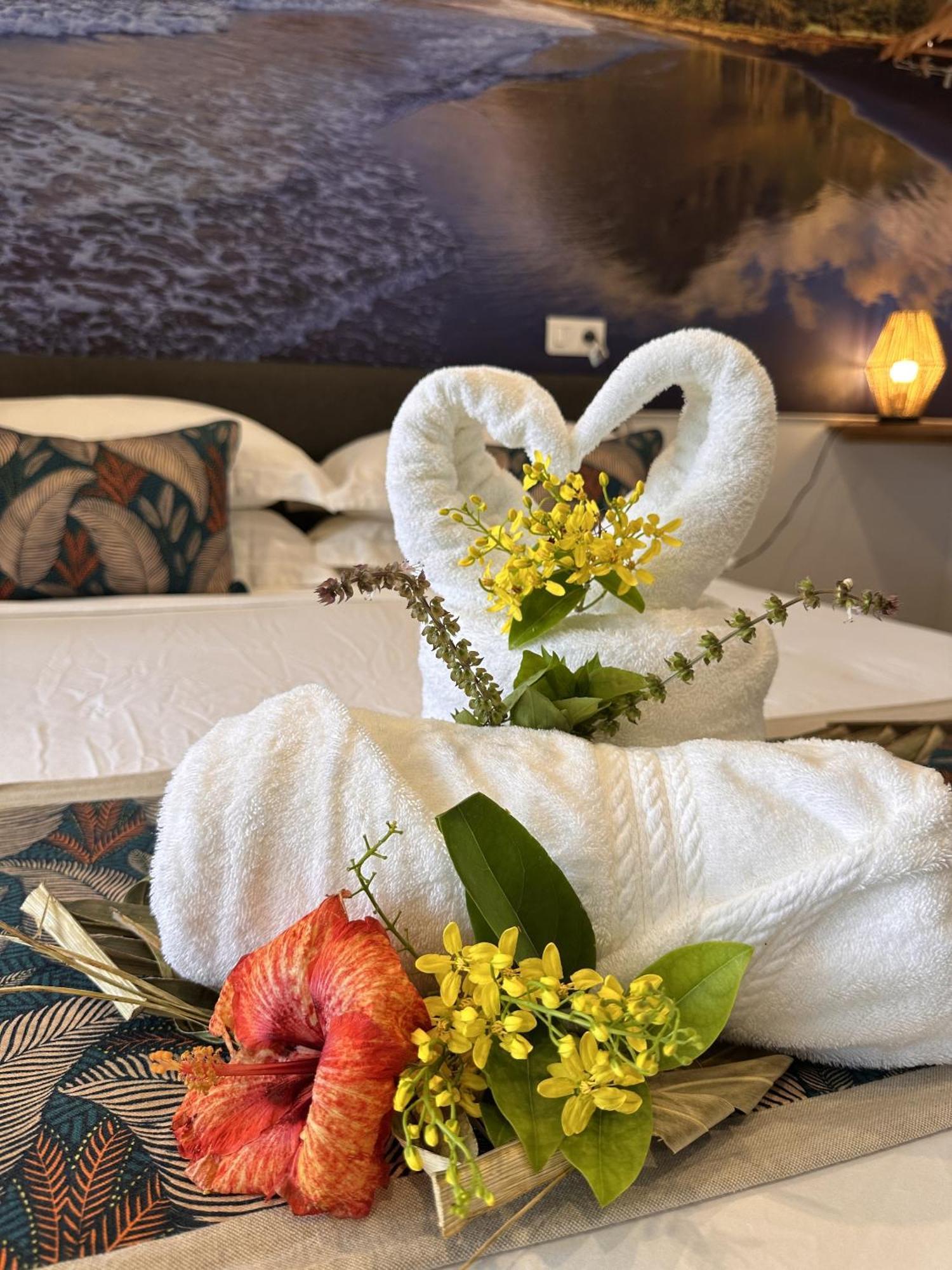 Faaa Ononui Lodge Airport, Ocean-View, Private Bathroom And Balcony, Free Wifi And Parking, On-Site Car Rental מראה חיצוני תמונה